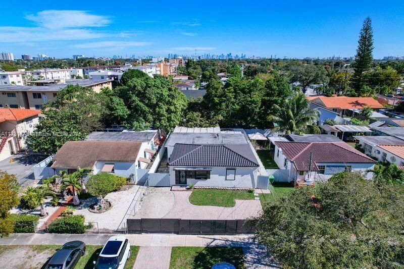 35 SW 63rd Ct, Miami, FL 33144 Photo