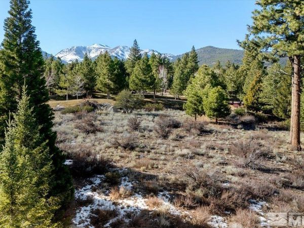 5715 Nordend Way, Reno, NV 89511