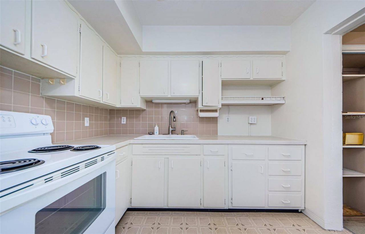 4154 57th Street N, Unit 173, Kenneth City, FL 33709 Photo