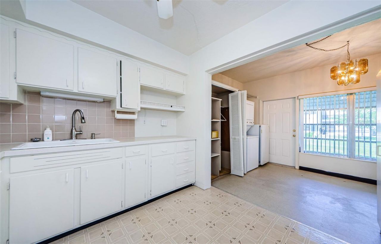 4154 57th Street N, Unit 173, Kenneth City, FL 33709 Photo