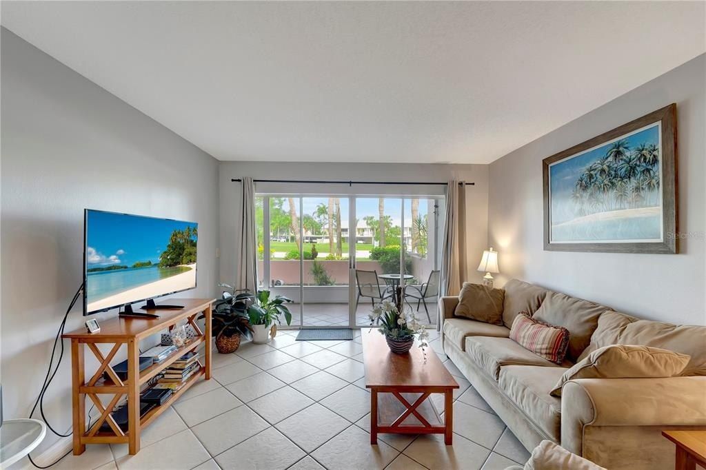 436 Cerromar Lane, Unit 379, Venice, FL 34293 Photo