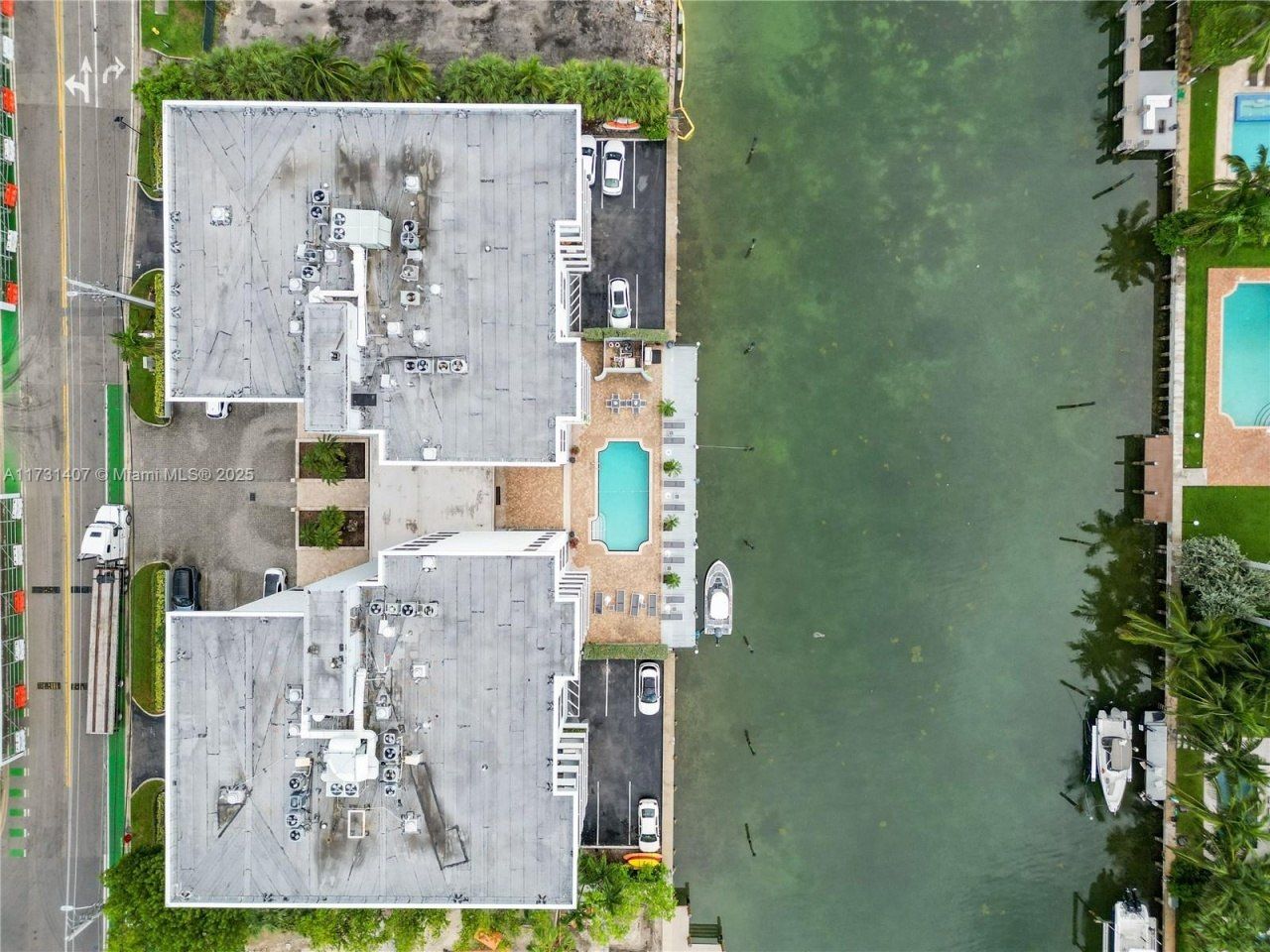 9660 W Bay Harbor Dr, Unit 3B, Bay Harbor Islands, FL 33154 Photo