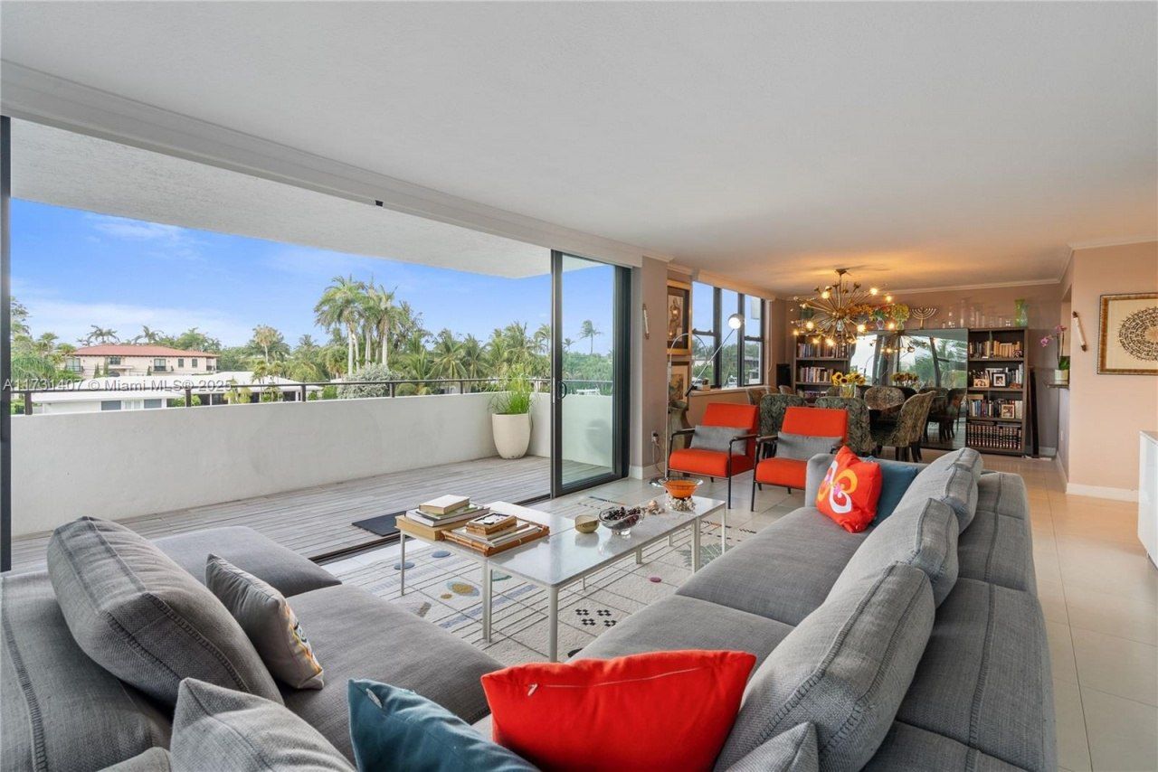 9660 W Bay Harbor Dr, Unit 3B, Bay Harbor Islands, FL 33154 Photo