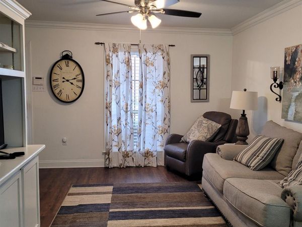 13080 Burgess Ave, Unit #10, Walker, LA 70785