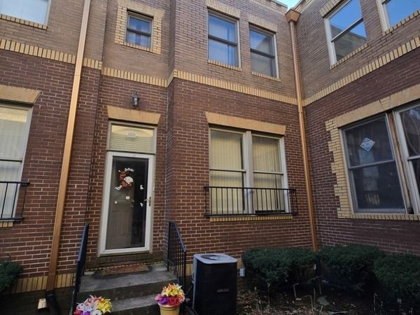 1863 W 107th Street, Unit E, Chicago, IL 60643