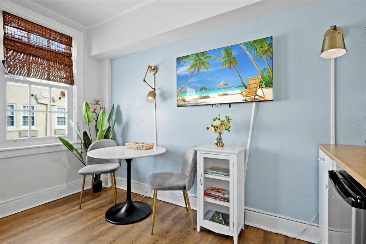 235 Sunrise Avenue, Unit 3008, Palm Beach, FL 33480 Photo