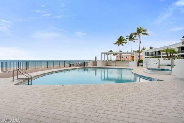 2340 Gulf Shore Blvd N, Unit 108, Naples, FL 34103 Photo