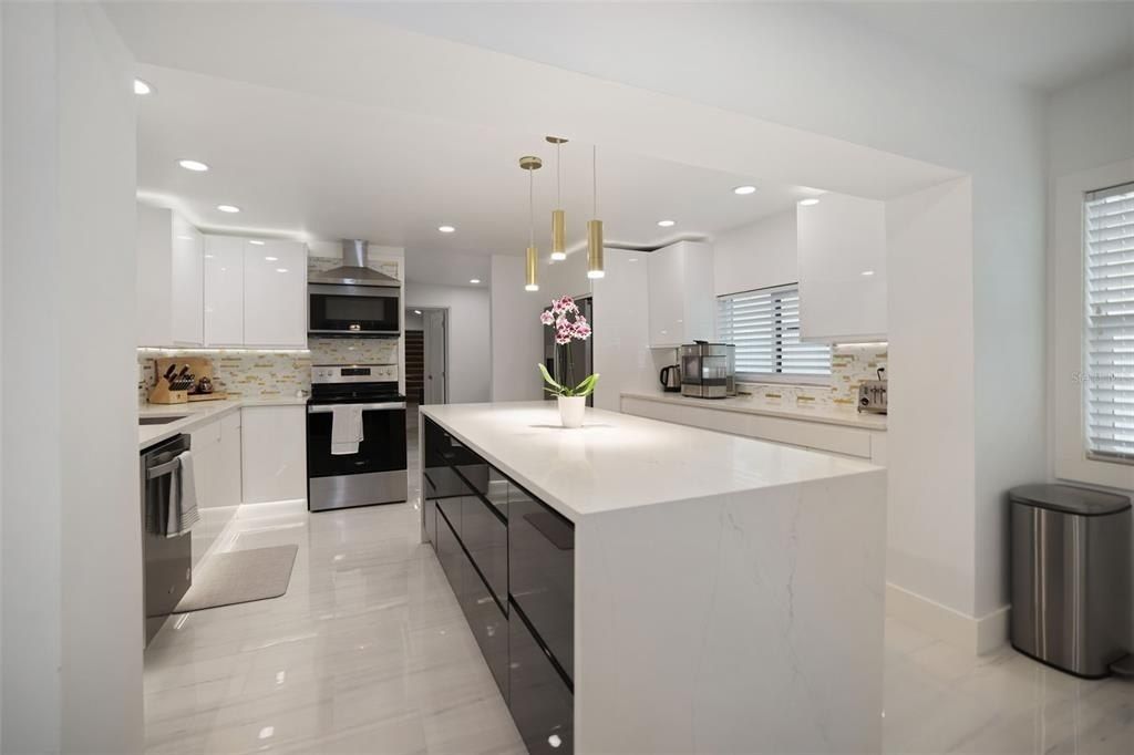 16015 Redington Drive, Redington Beach, FL 33708 Photo