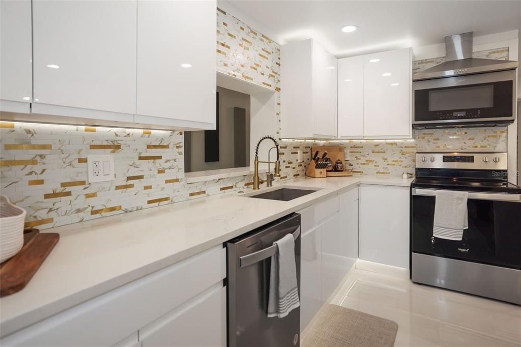 16015 Redington Drive, Redington Beach, FL 33708 Photo