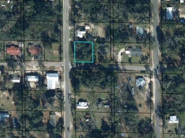 1/2 Lot 75 Pecan Street, Chipley, FL 32428