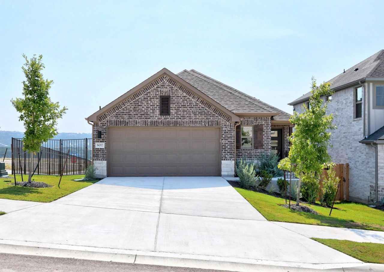 8017 Shining Flor Run, Lago Vista, TX 78645 Main Photo