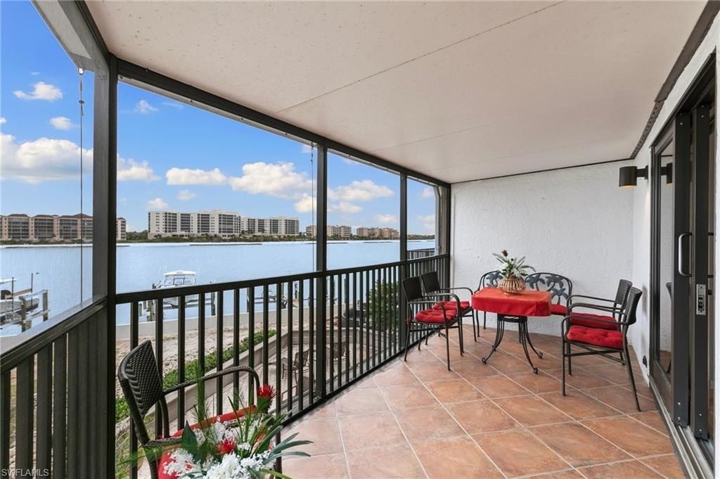 502 La Peninsula Blvd, Unit 502, Naples, FL 34113 Photo