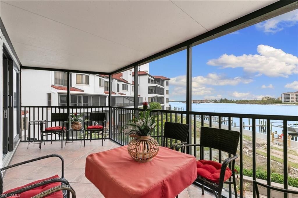 502 La Peninsula Blvd, Unit 502, Naples, FL 34113 Photo