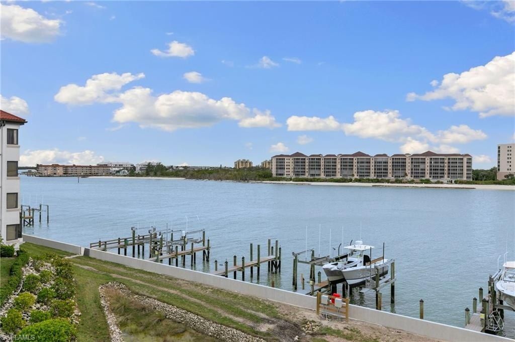 502 La Peninsula Blvd, Unit 502, Naples, FL 34113 Photo