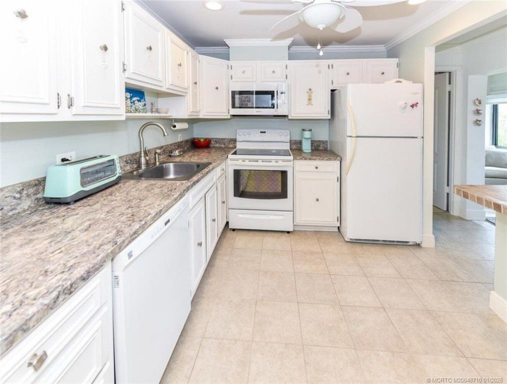 1800 SE Saint Lucie Boulevard, Unit 3-308, Stuart, FL 34996 Photo