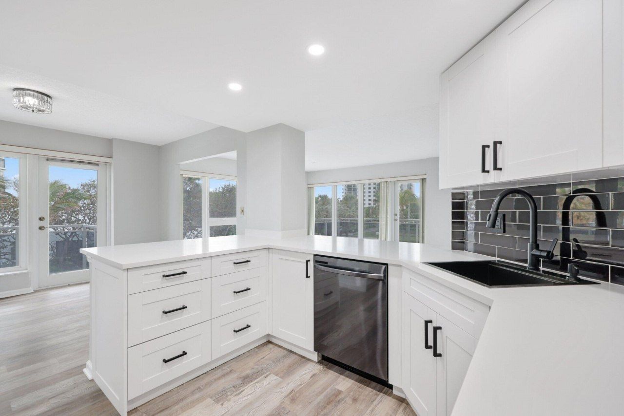 2066 N Ocean Boulevard, Unit 2sw, Boca Raton, FL 33431 Photo