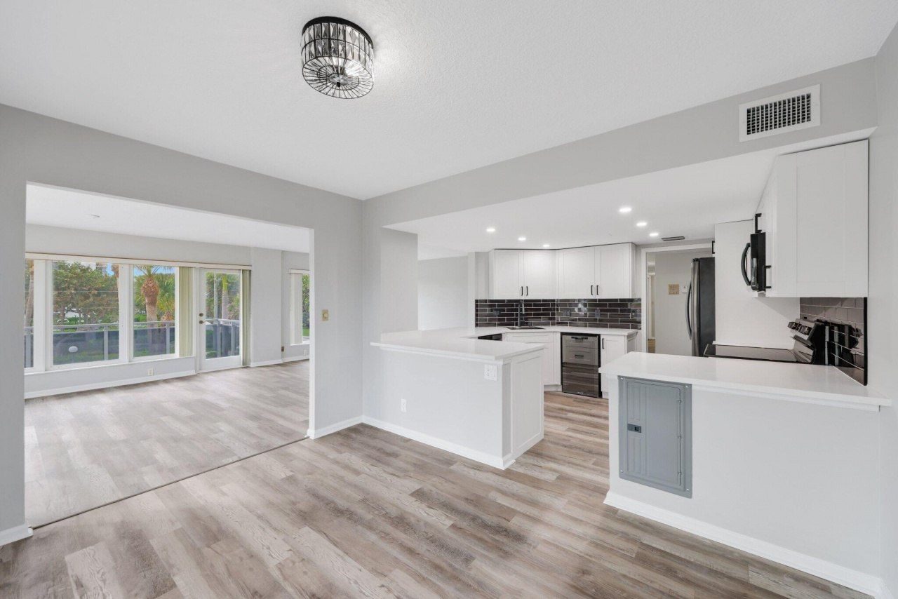 2066 N Ocean Boulevard, Unit 2sw, Boca Raton, FL 33431 Photo