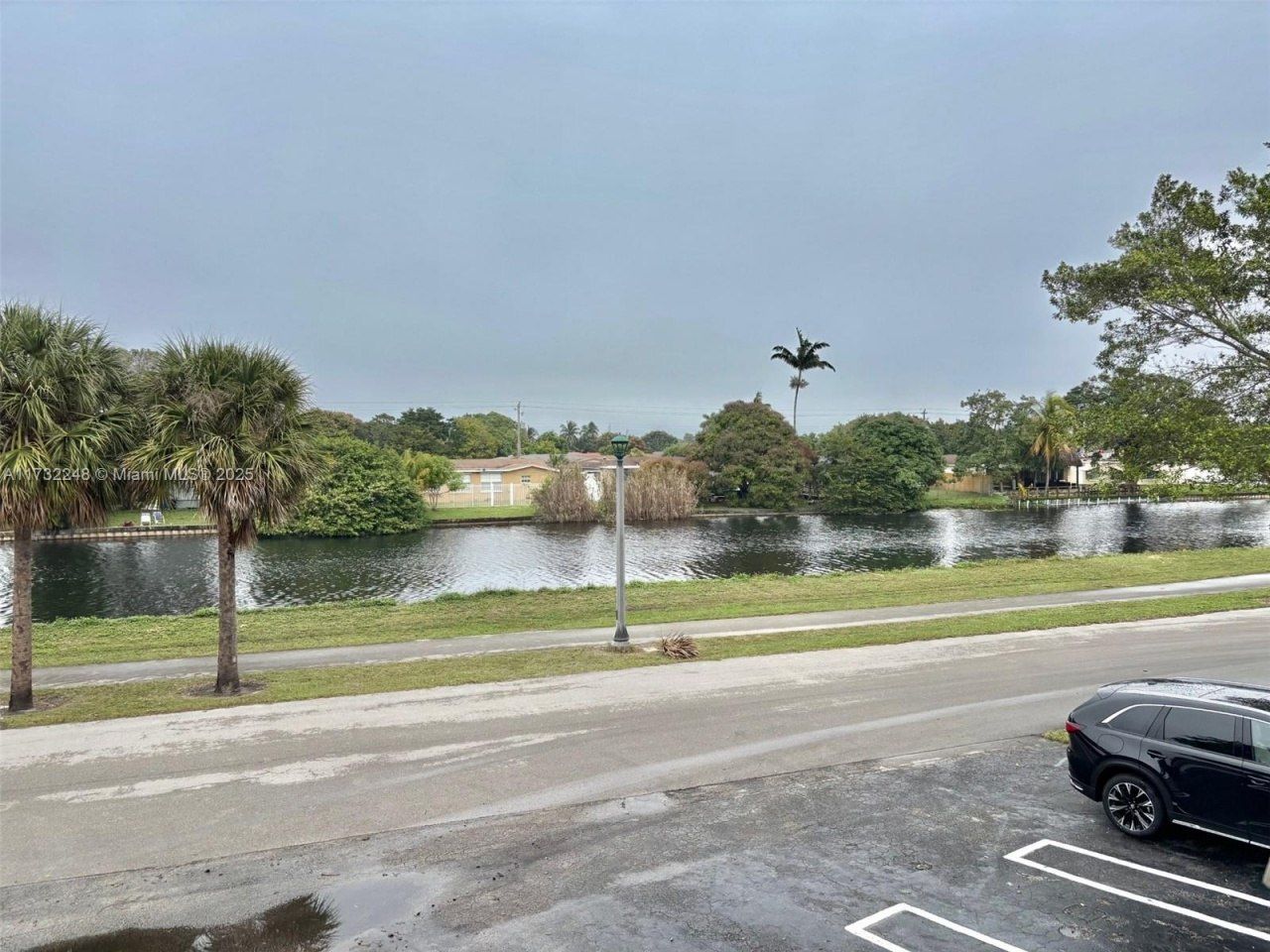 4806 NW 36th St, Unit 501, Lauderdale Lakes, FL 33319 Photo