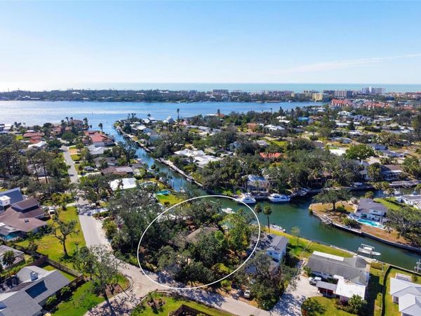 1827 BAYWOOD DRIVE, SARASOTA, FL 34231