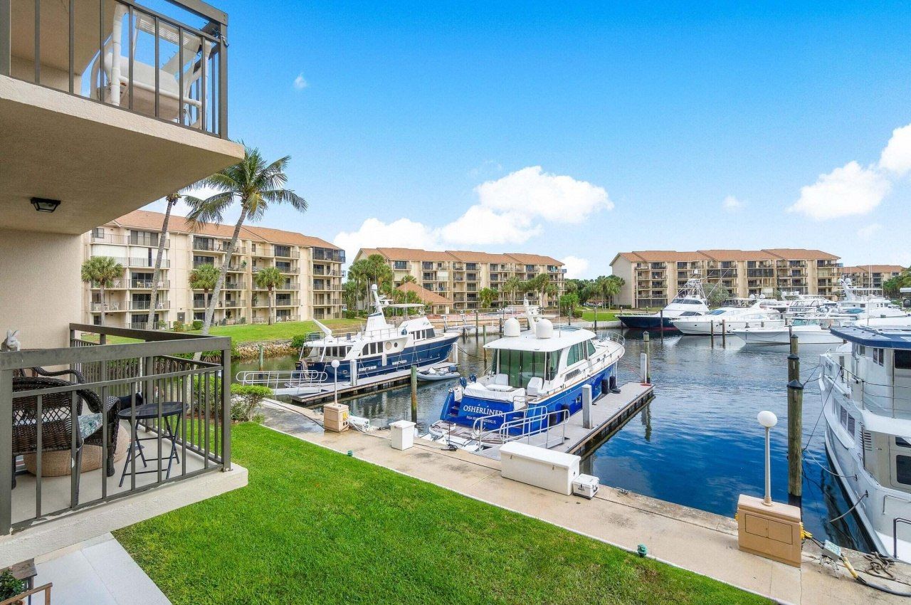2601 Marina Isle Way, Unit 202, Jupiter, FL 33477 Photo