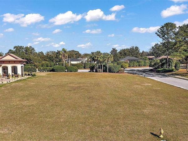 5049 HARBOR HEIGHTS, LADY LAKE, FL 32159