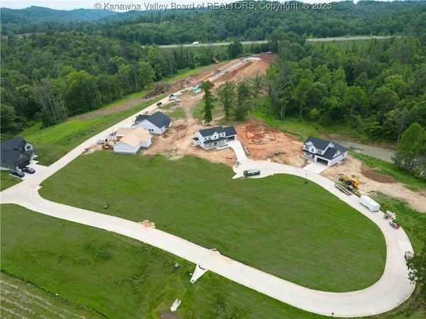 118 Sanctuary Drive, Fraziers Bottom, WV 25082