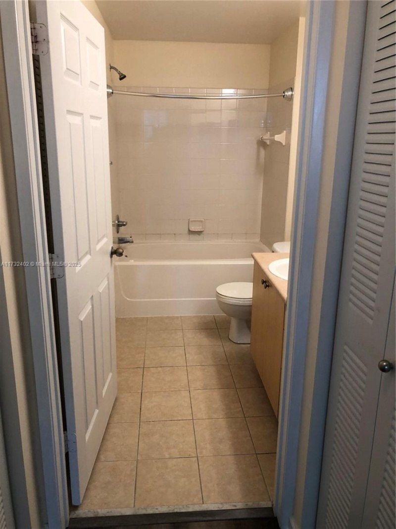 1919 Van Buren St, Unit 104A, Hollywood, FL 33020 Photo