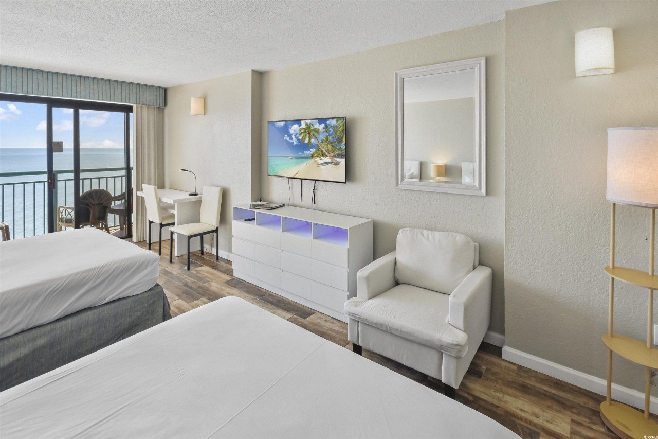 2207 S Ocean Blvd. Photo 9