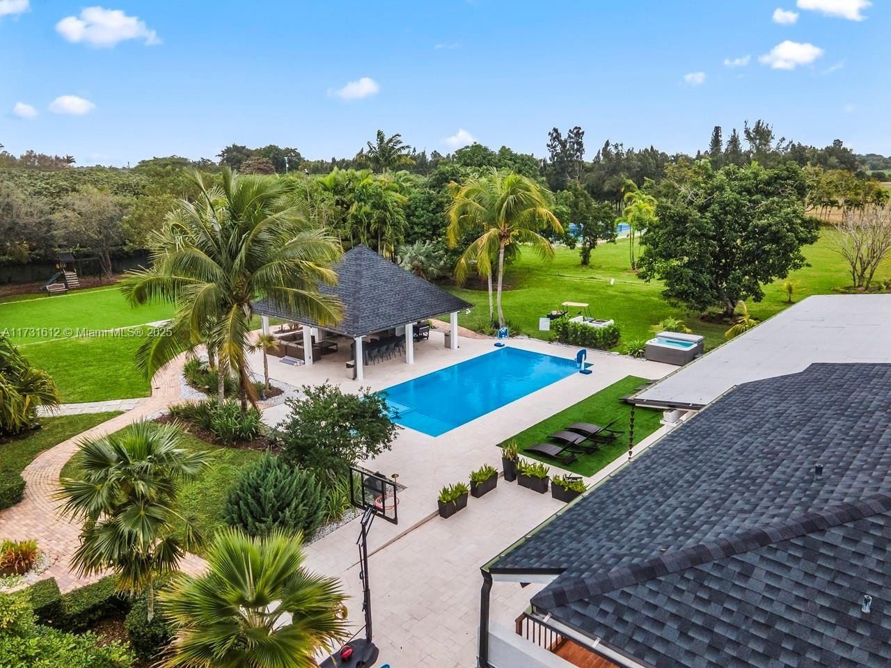 14875 SW 212th St, Miami, FL 33187 Photo