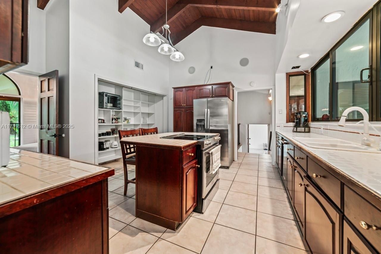 14875 SW 212th St, Miami, FL 33187 Photo