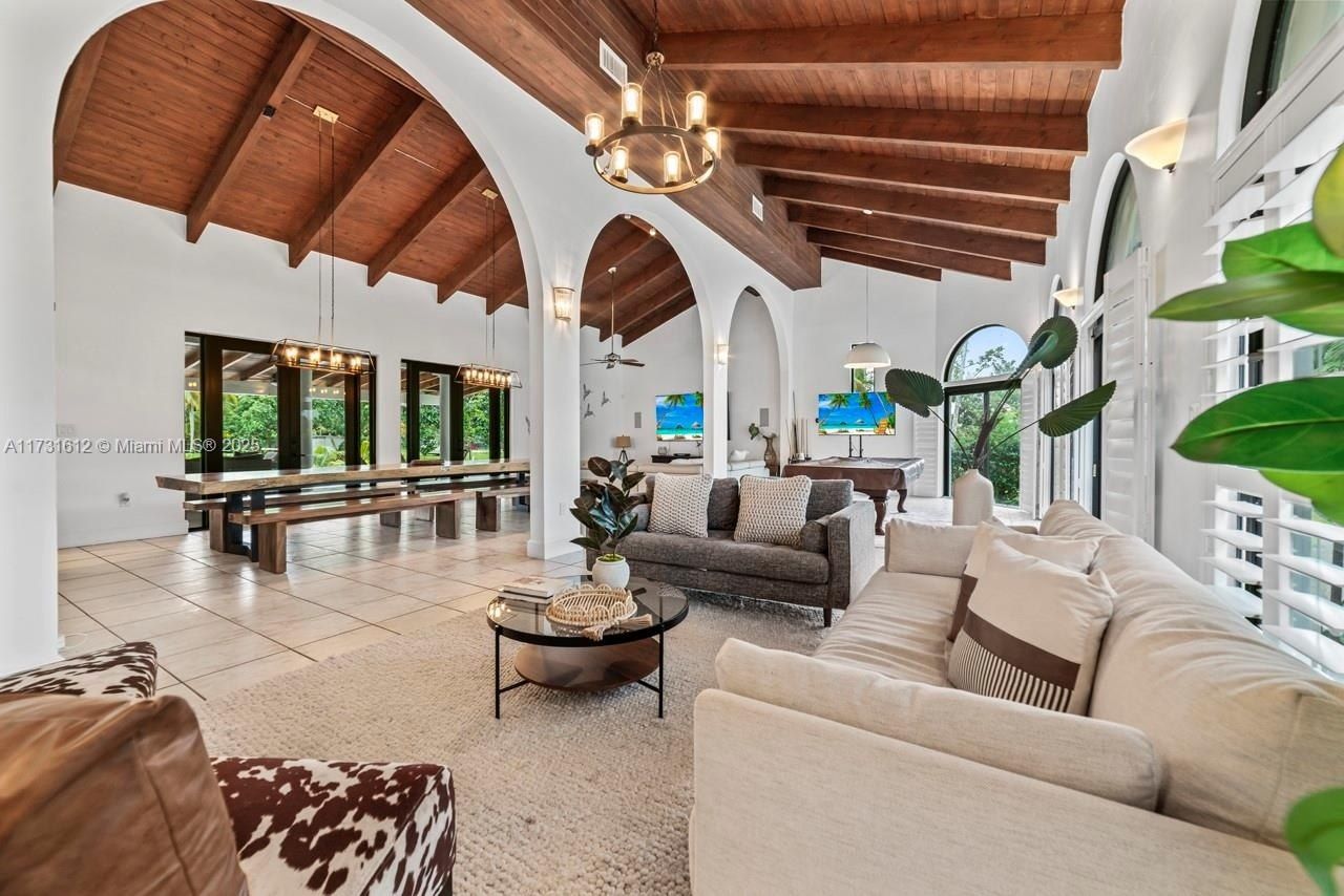 14875 SW 212th St, Miami, FL 33187 Photo