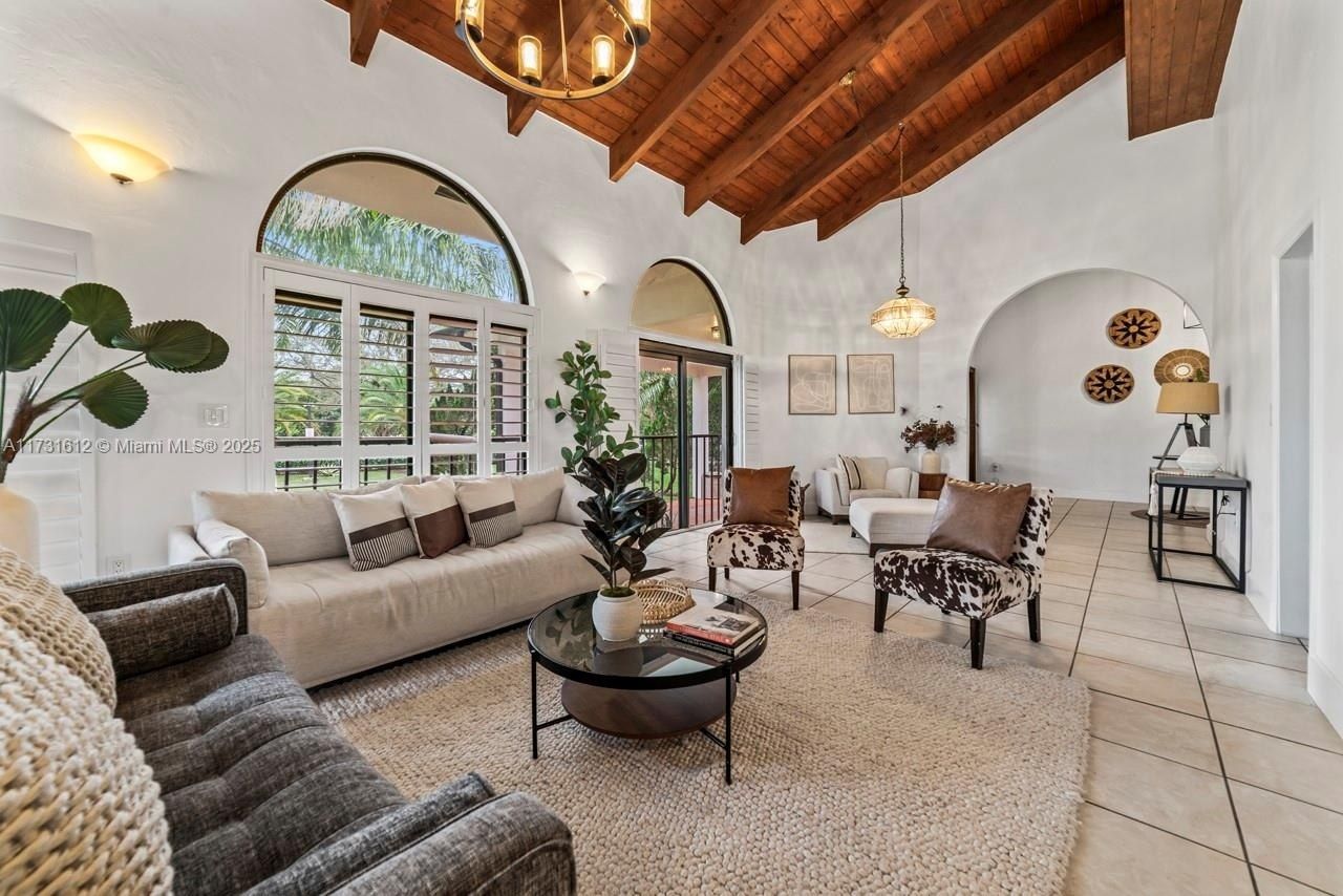 14875 SW 212th St, Miami, FL 33187 Photo