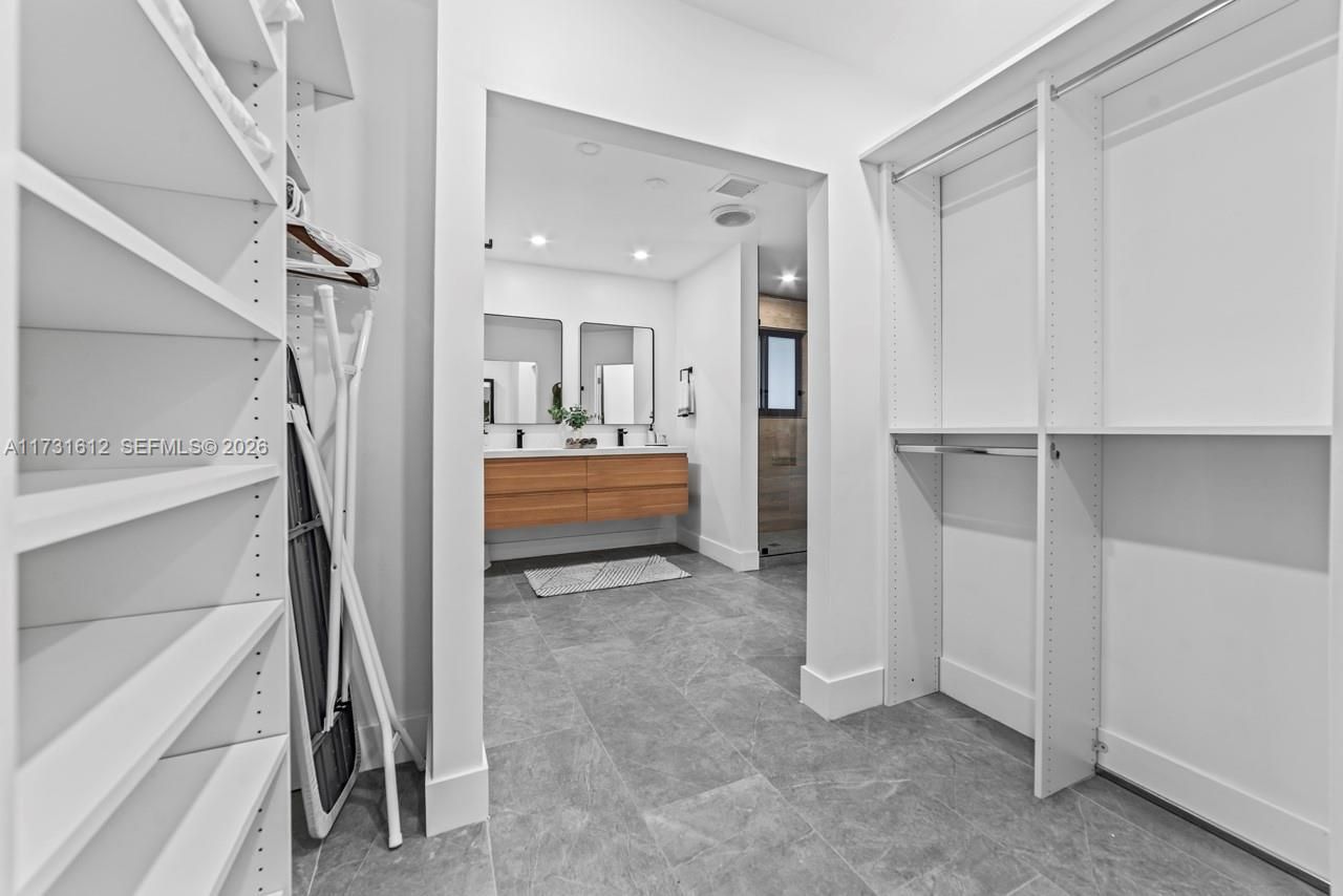 14875 SW 212th St, Miami, FL 33187 Photo