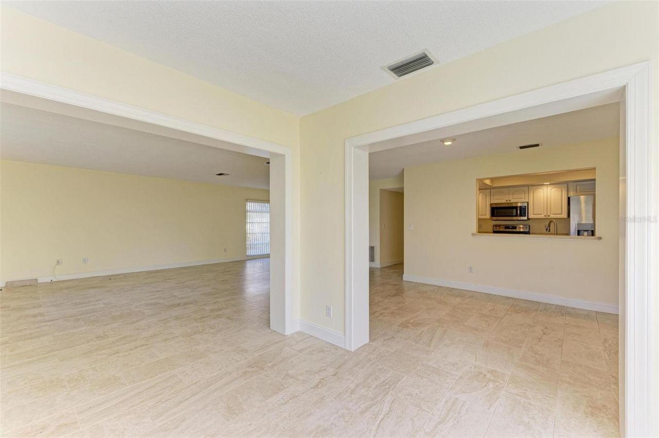 6704 11th Avenue W, Bradenton, FL 34209 Photo