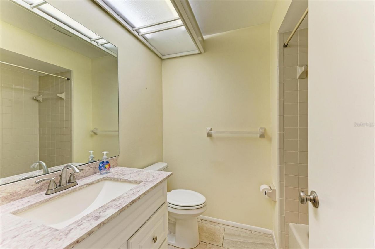 6704 11th Avenue W, Bradenton, FL 34209 Photo