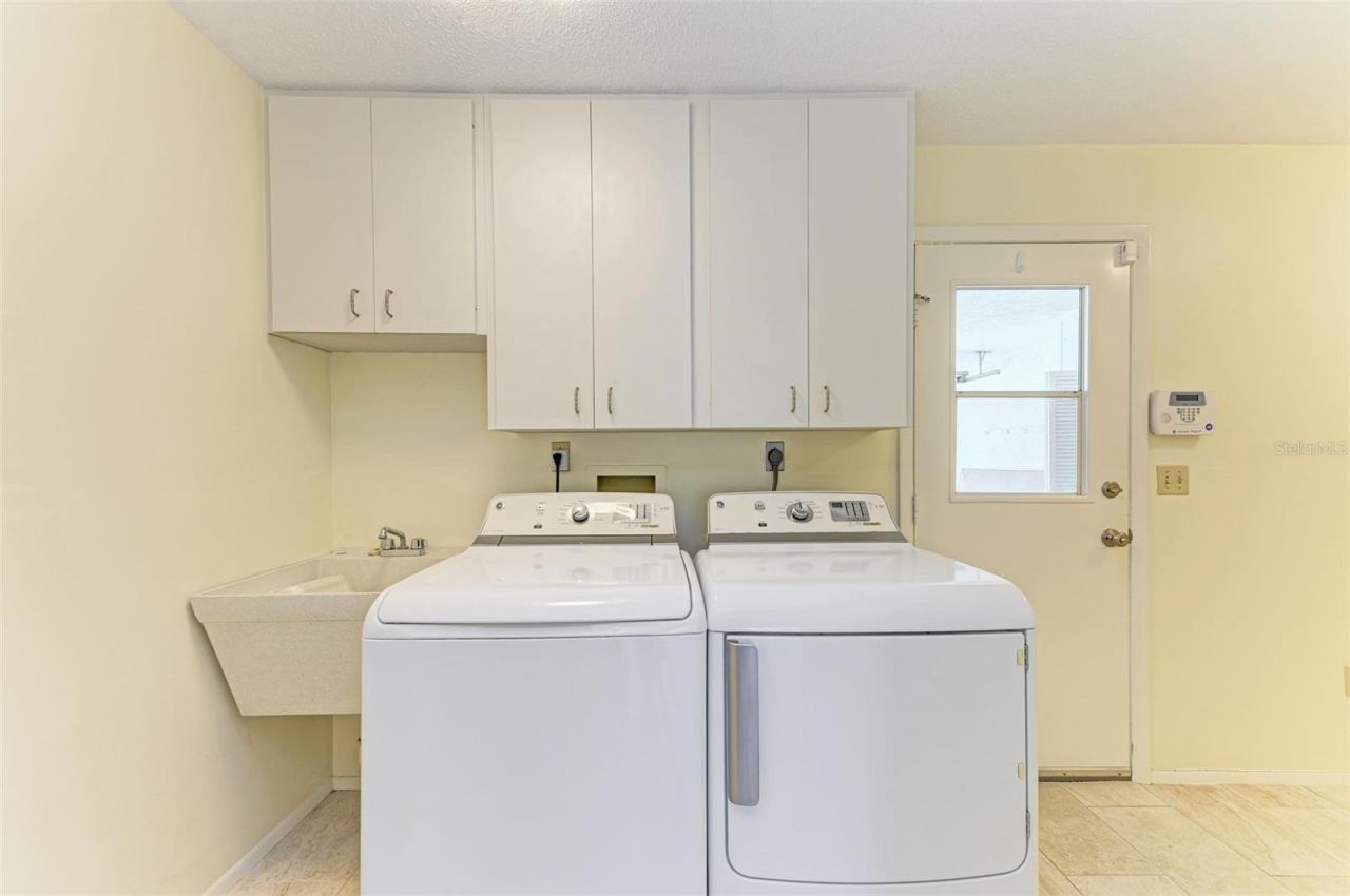 6704 11th Avenue W, Bradenton, FL 34209 Photo