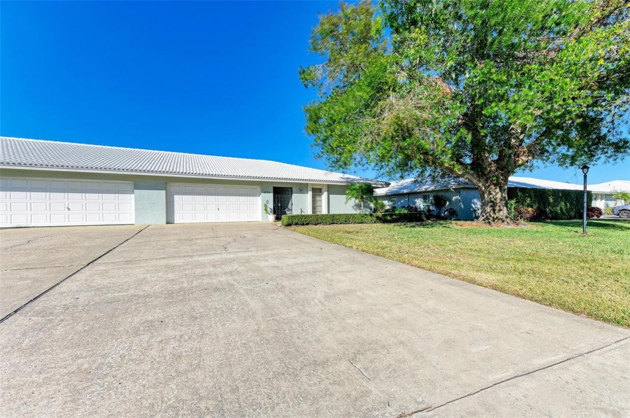 6704 11th Avenue W, Bradenton, FL 34209 Photo