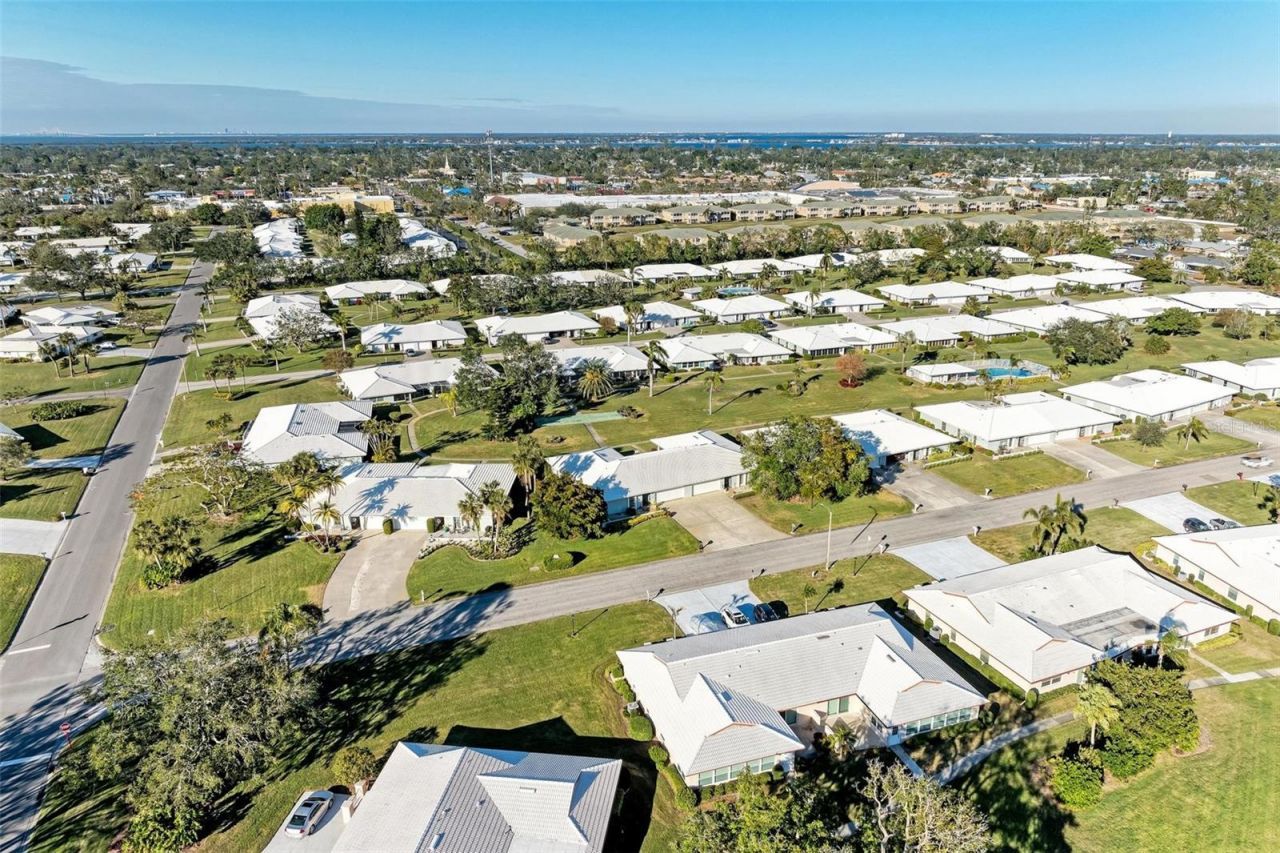 6704 11th Avenue W, Bradenton, FL 34209 Photo