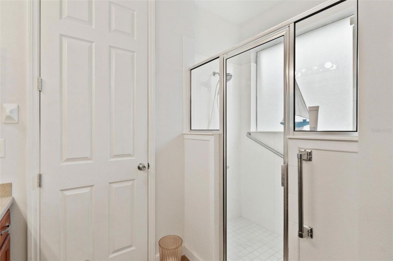 6342 Sanders Grove Circle, Okahumpka, FL 34762 Photo