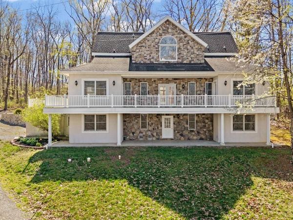 265 PINE WOODS ROAD, WELLSVILLE, PA 17365