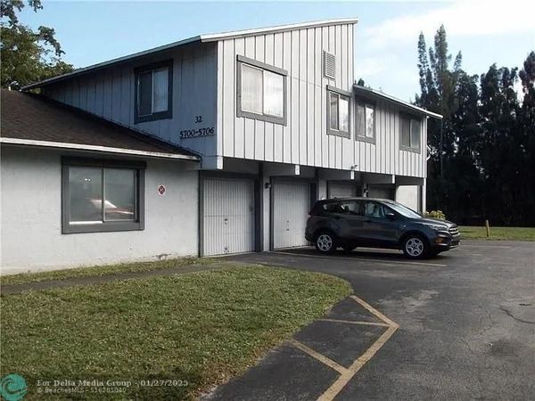 5702 NW 21st Street, Fort Lauderdale, FL 33313