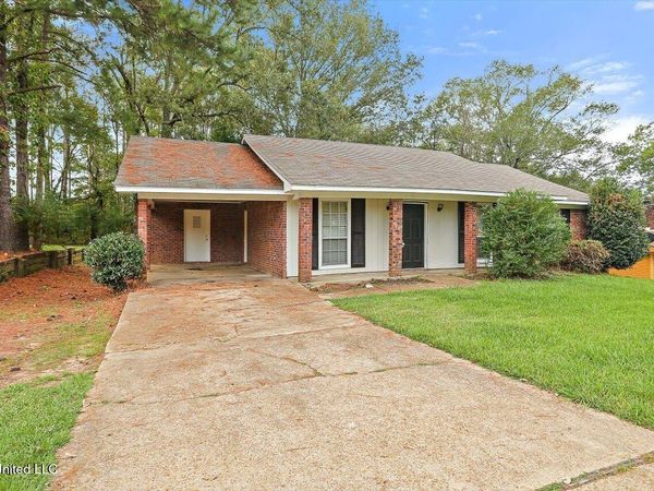 1207 Cherry Stone Circle, Clinton, MS 39056