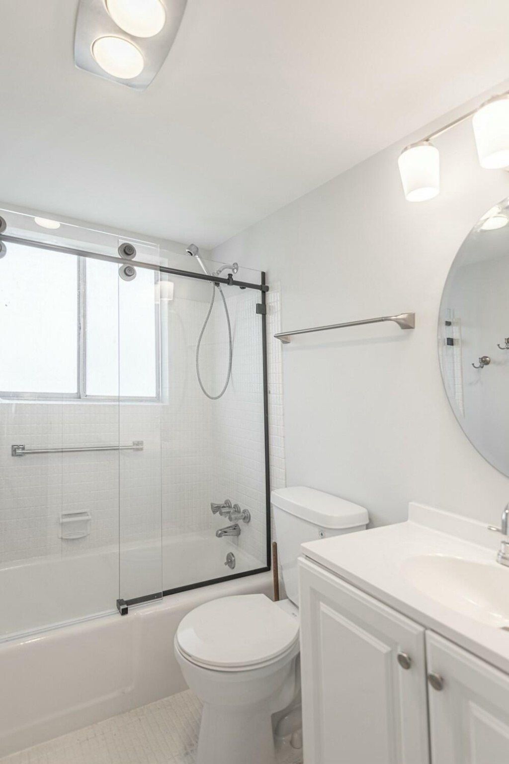 2840 Cynthia 204 Lane, Unit 204, Lake Worth Beach, FL 33461 Photo