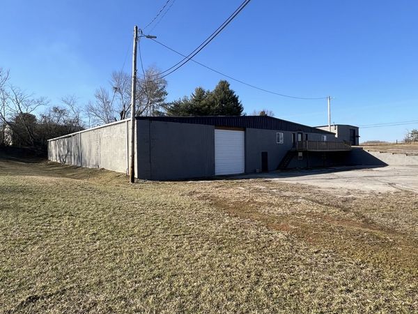 869 Underwood Rd, McMinnville, TN 37110