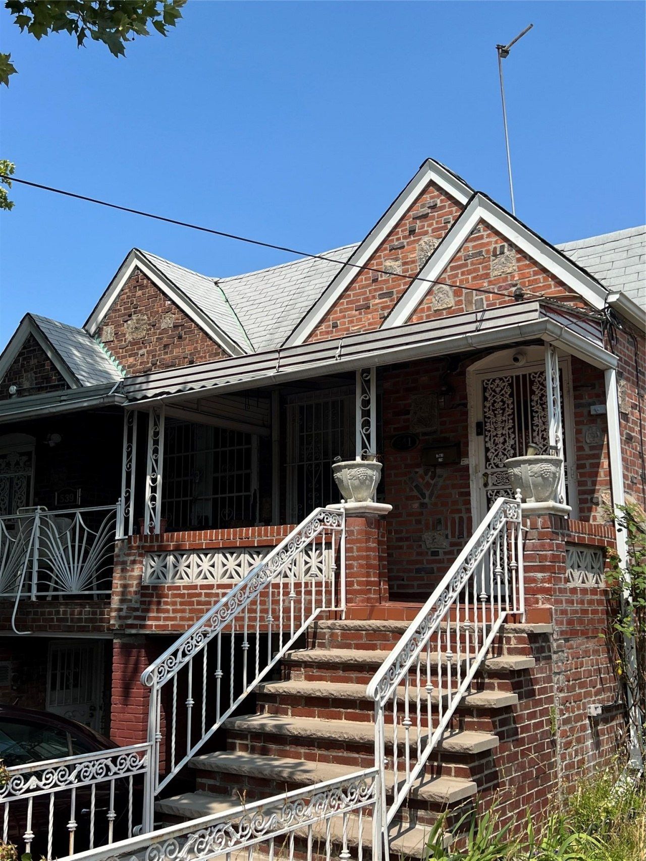 541 East 54th Street, Brooklyn, NY 11203 Main Photo