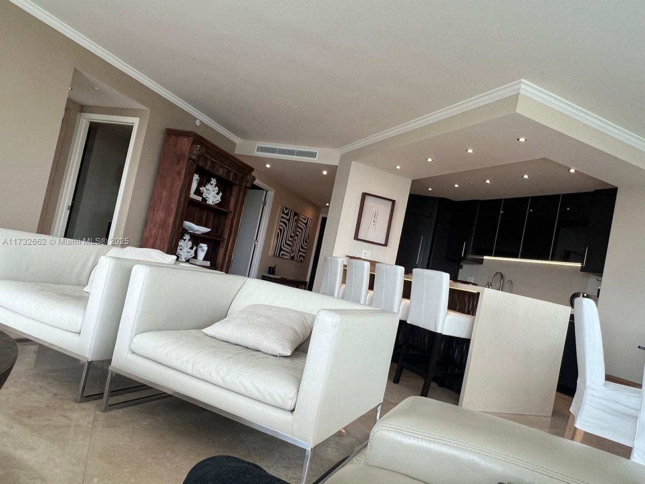 16400 Collins Ave, Unit 644, Sunny Isles Beach, FL 33160 Photo