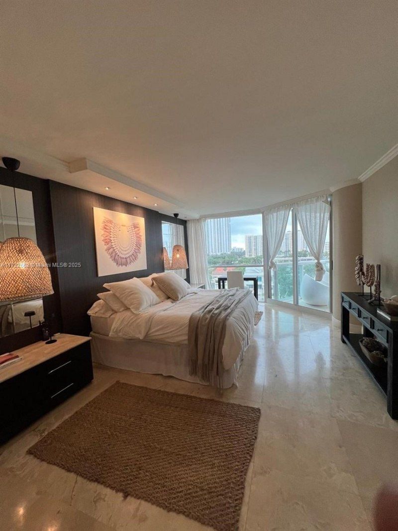 16400 Collins Ave, Unit 644, Sunny Isles Beach, FL 33160 Photo