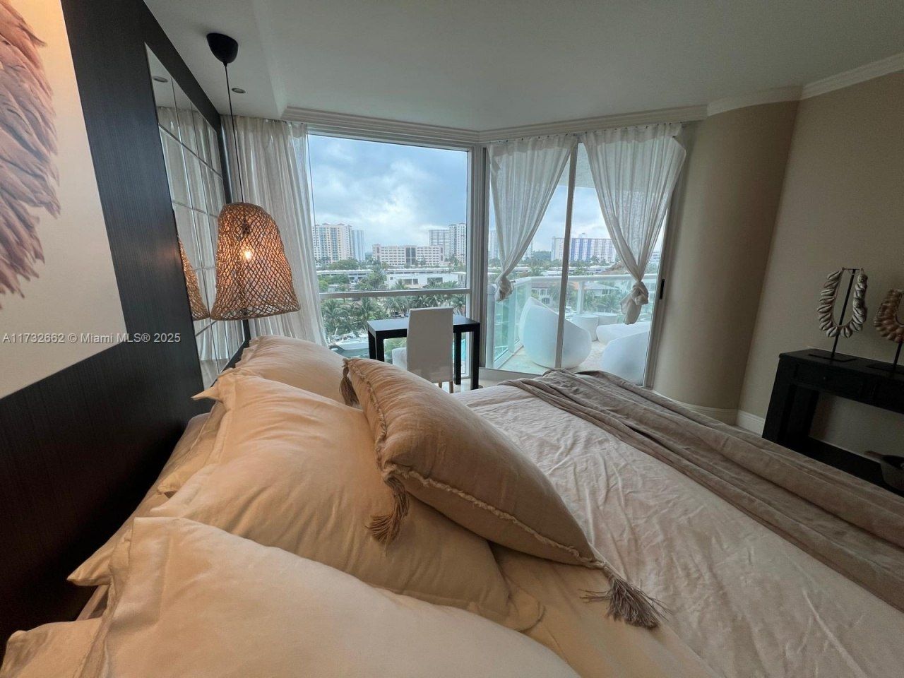 16400 Collins Ave, Unit 644, Sunny Isles Beach, FL 33160 Photo