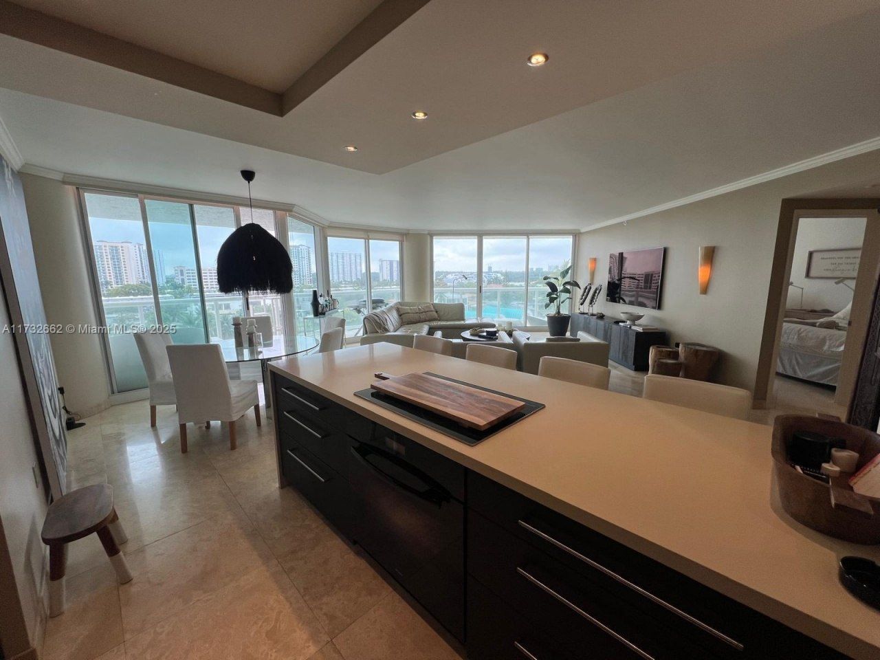 16400 Collins Ave, Unit 644, Sunny Isles Beach, FL 33160 Photo