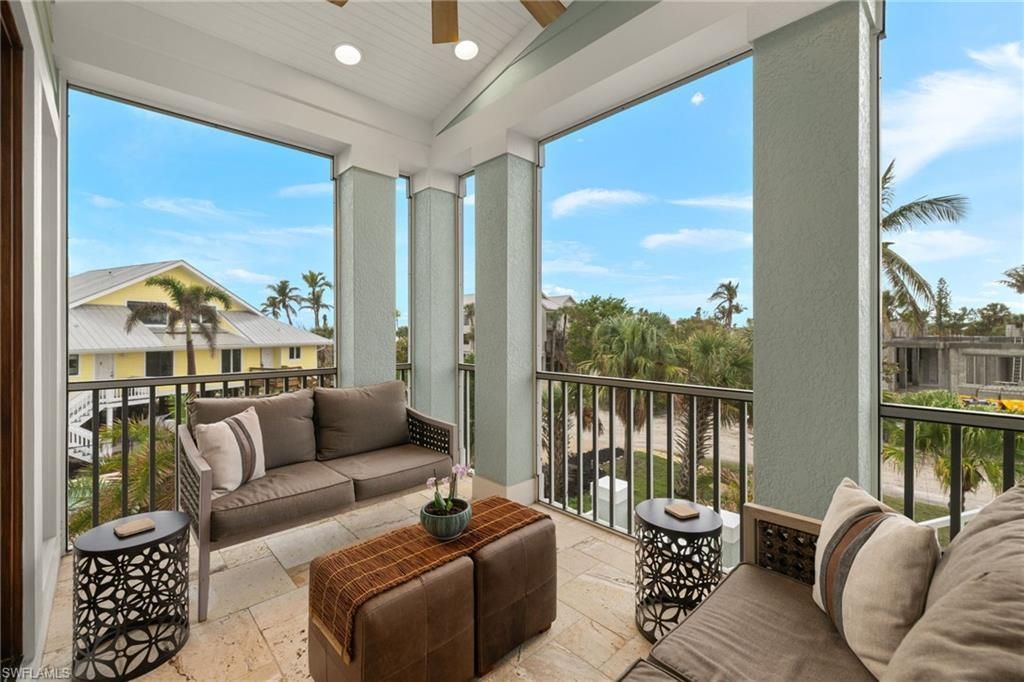 1114 Seagrape Ln, Sanibel, FL 33957 Photo